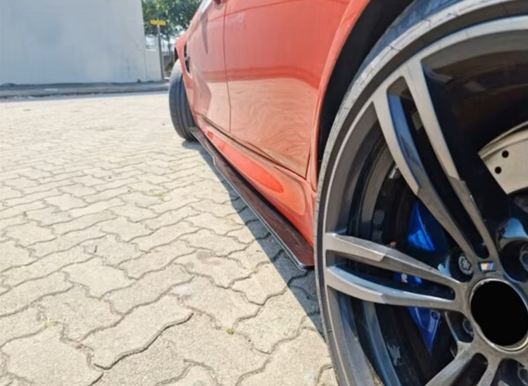 Dokładki progów do BMW M4 F82 F83 CZARNY 2013-2020 M3 F80 progi listwy PSM NAKŁADKI PROGOWE