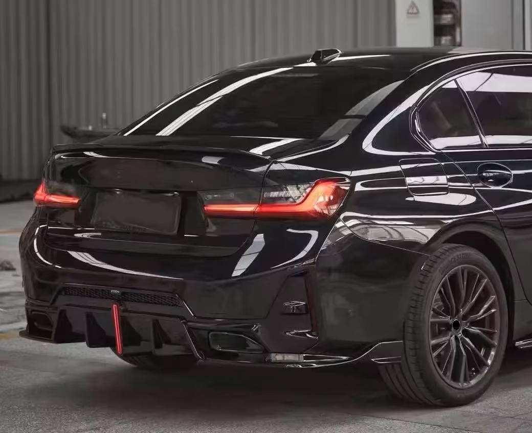 DYFUZOR LED BMW G20 G21 LCI LIFT M340look podwójny na 4 CZARNY POŁYSK SPOILER