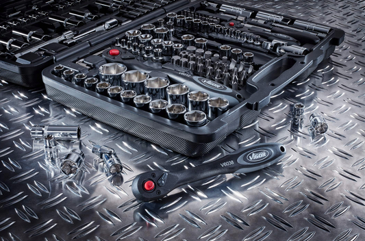 ZESTAW KLUCZY NASAD 1/2 1/4 3/8 172 CZĘŚCI ViGOR V2461 podmarka HAZET