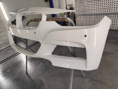 ZDERZAKI zestaw BODYKIT w KOLOR do BMW E90 LCI sedan MPAKIET Mtech 2009-2013 DYF 2L PRZÓD TYŁ PROGI pod kod lakieru