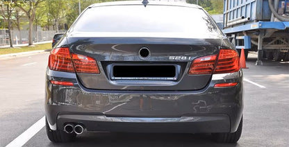 ZDERZAKI zestaw BODYKIT w KOLOR do BMW 5 F10 LCI sedan MPAKIET Mtech 2013-2017 PRZÓD TYŁ PROGI DYF 2L pod kod lakieru