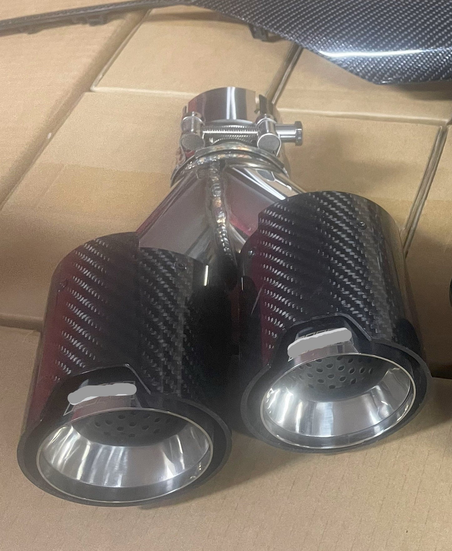 KOŃCÓWKI WYDECHU PARA KOŃCÓWEK 60-63MM 85-173MM 240MM CARBON SREBRNE do BMW