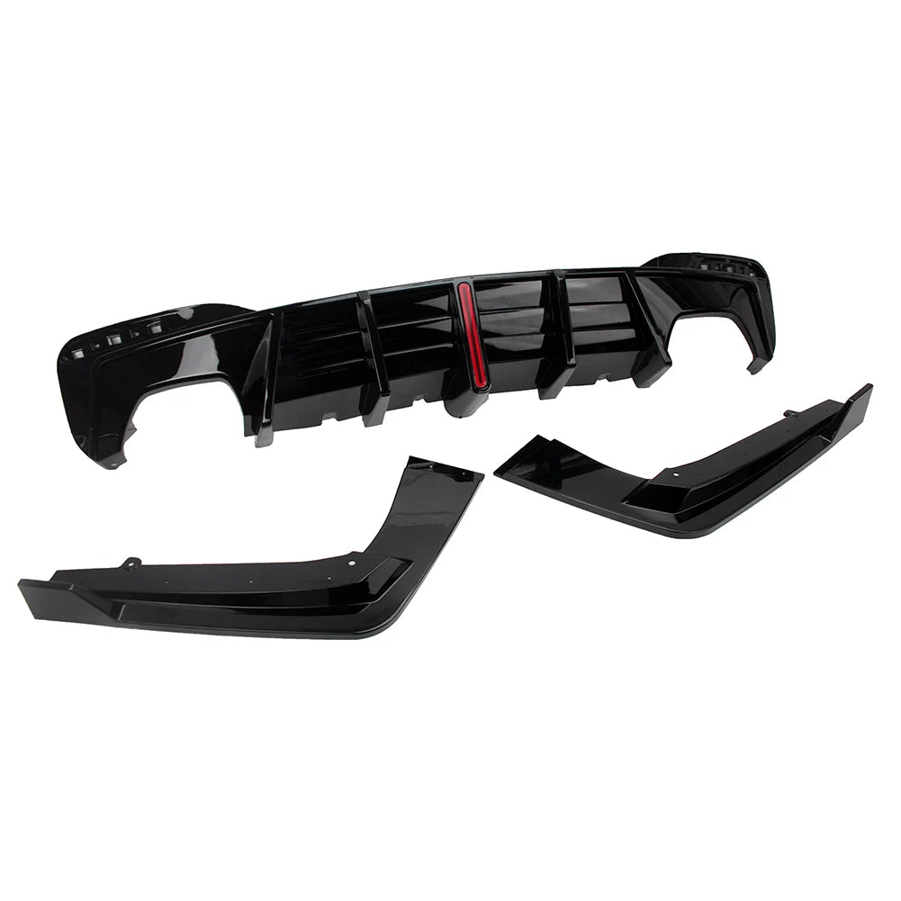 DYFUZOR SPOILER do BMW G30 G31 LED 4R CZARNY POŁYSK ZE SWIATŁEM STOP 2016-2024