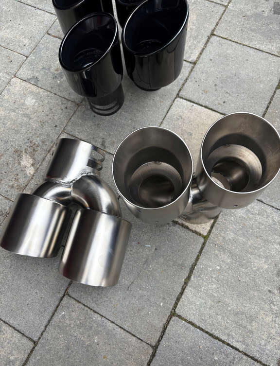 KOŃCÓWKI WYDECH 2PARY KOŃCÓWEK 101MM M340 M240 M440 SREBRNE BMW G20 G22 G42