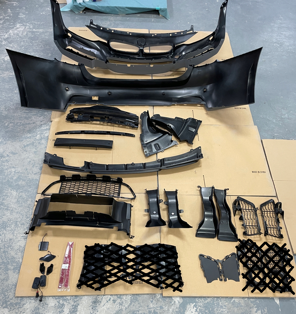 ZDERZAKI zestaw BODYKIT w KOLOR MPakiet do BMW 3 F30 sedan 2011-2018 PRZÓD TYŁ PROGI MTech pod kod lakieru