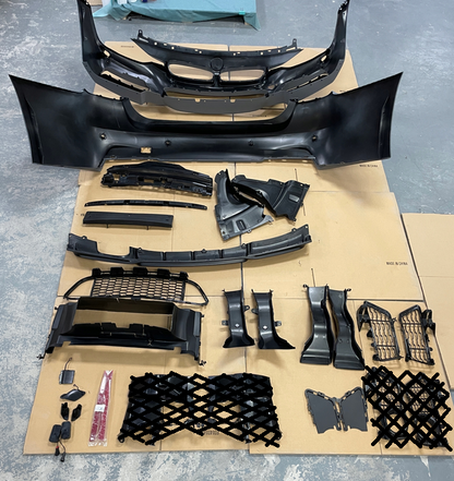 ZDERZAKI zestaw BODYKIT w KOLOR MPakiet do BMW 3 F30 sedan 2011-2018 PRZÓD TYŁ PROGI MTech pod kod lakieru