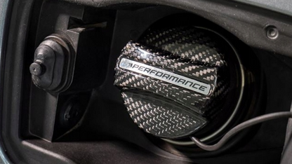 KOREK WLEWU PALIWA nakładka do BMW MPERFORMANCE DRY CARBON serie F G włókno węglowe