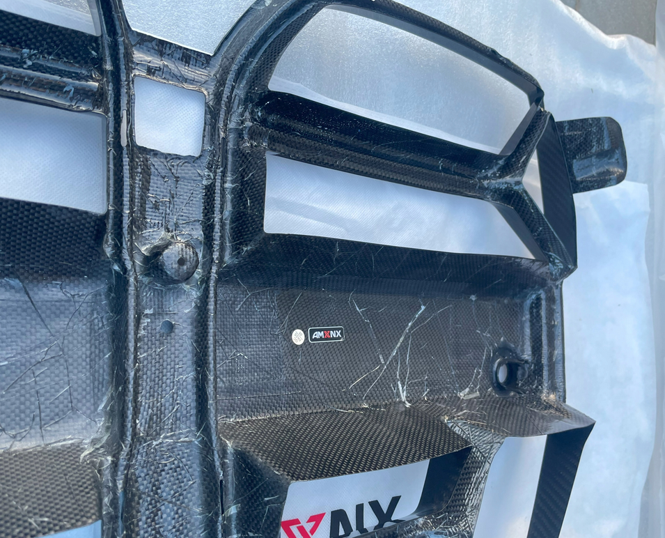 Nerki grill CARBON do BMW M3 M4 G80 G81 G82 G83 CSL ACC