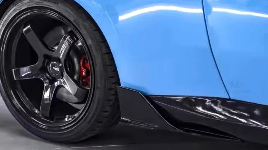 Dokładka progowa uniwersalna spoiler czarny połysk progi BMW AUDI MERCEDES VW itd.