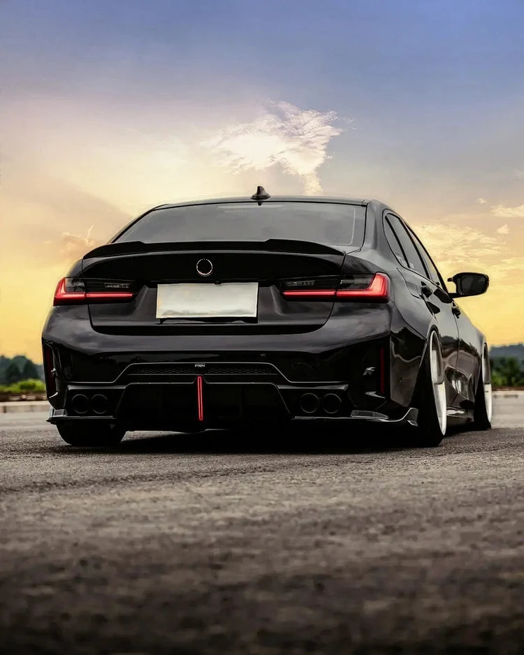 DYFUZOR LED BMW G20 G21 LCI LIFT M340 / M340look SPOILER + 4 końcówki wydechu