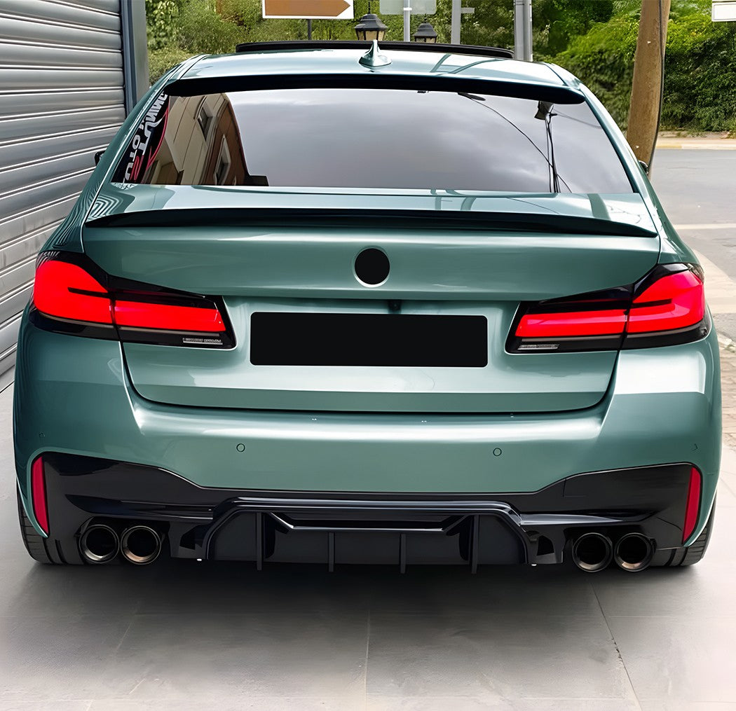 DYFUZOR SPOILER do BMW G30 G31 M5 STYLE COMPETITION 4R CZARNY POŁYSK