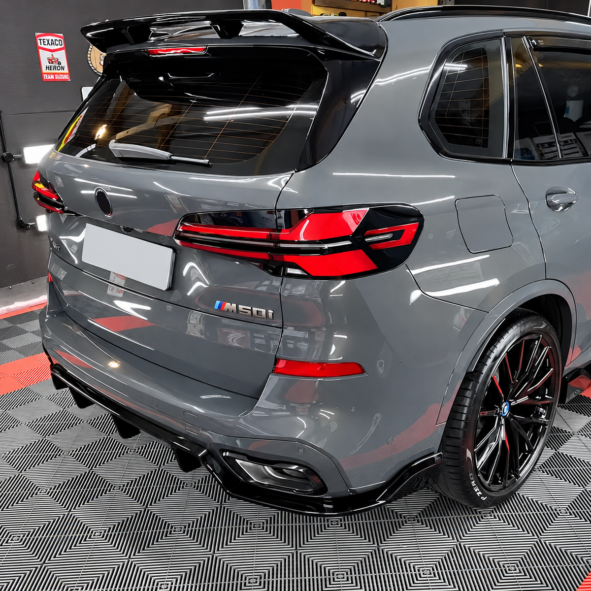 Dyfuzor do BMW X5 G05 MPAKIET DOKŁADKA TYLNEGO ZDERZAKA 2023+ Lci LIFT